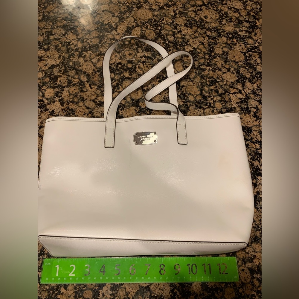 Michael Kors Tote white with silver tone accents